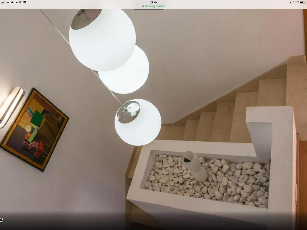 Piso De Lujo En Centro Santa Cruz. Apartment