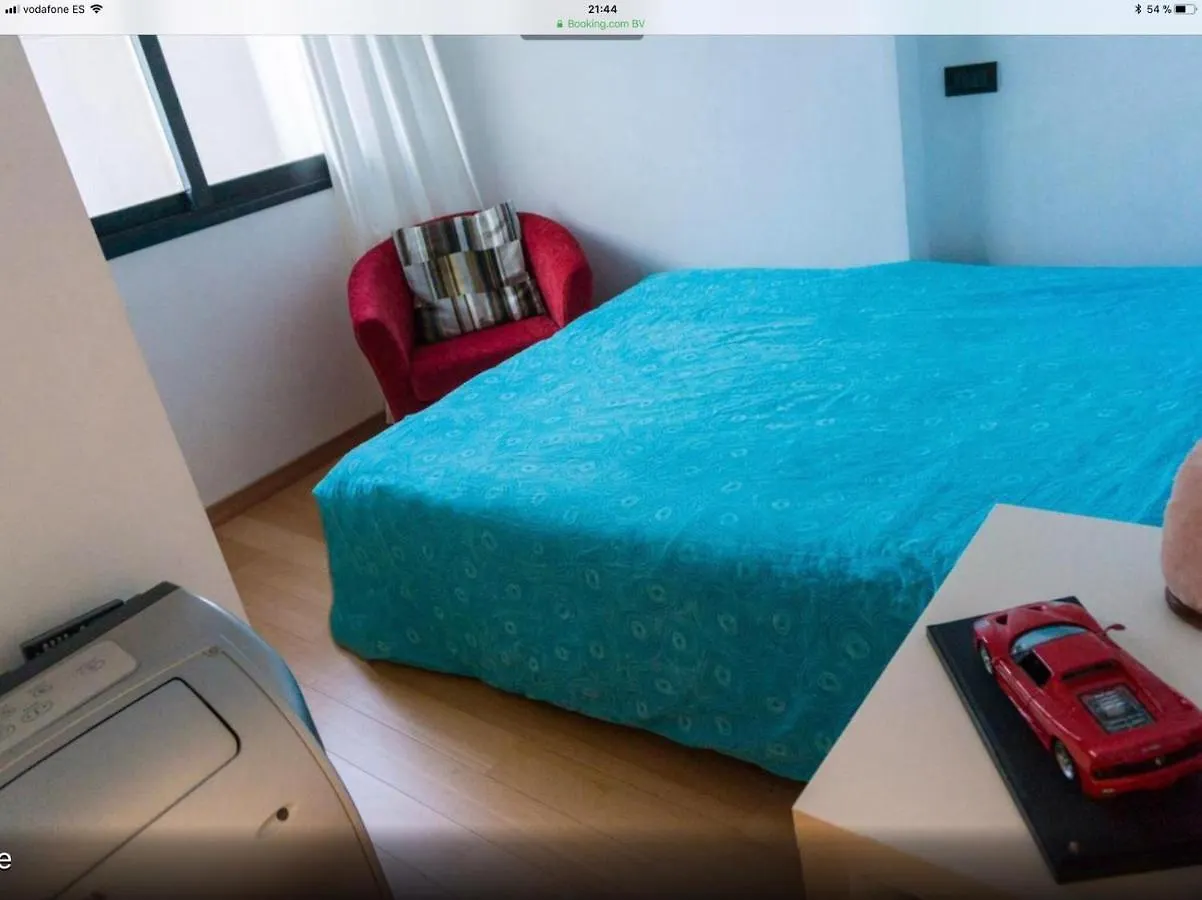 Piso De Lujo En Centro Santa Cruz. Apartment